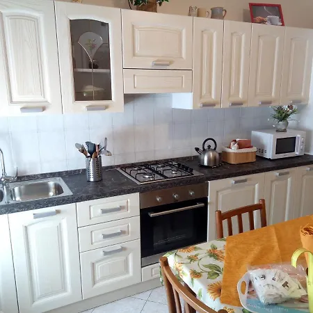 Donato Apartment *
