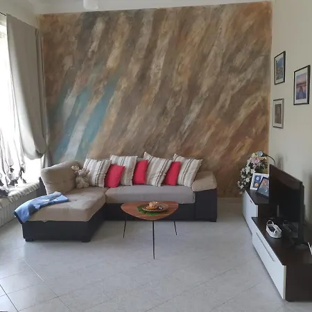 Donato Apartment