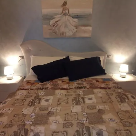 Donato Apartment *